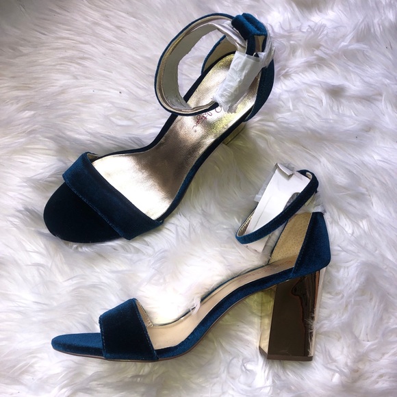 NWOB Lilly Pulitzer AmberLynn Heel ( 10 ) - Picture 7 of 8